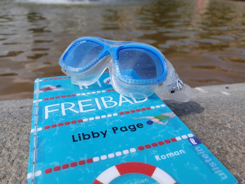 Gelesen: Libby Page: Im Freibad